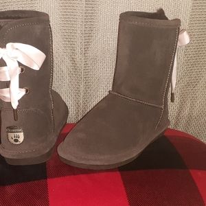 Bear paw girls boots!